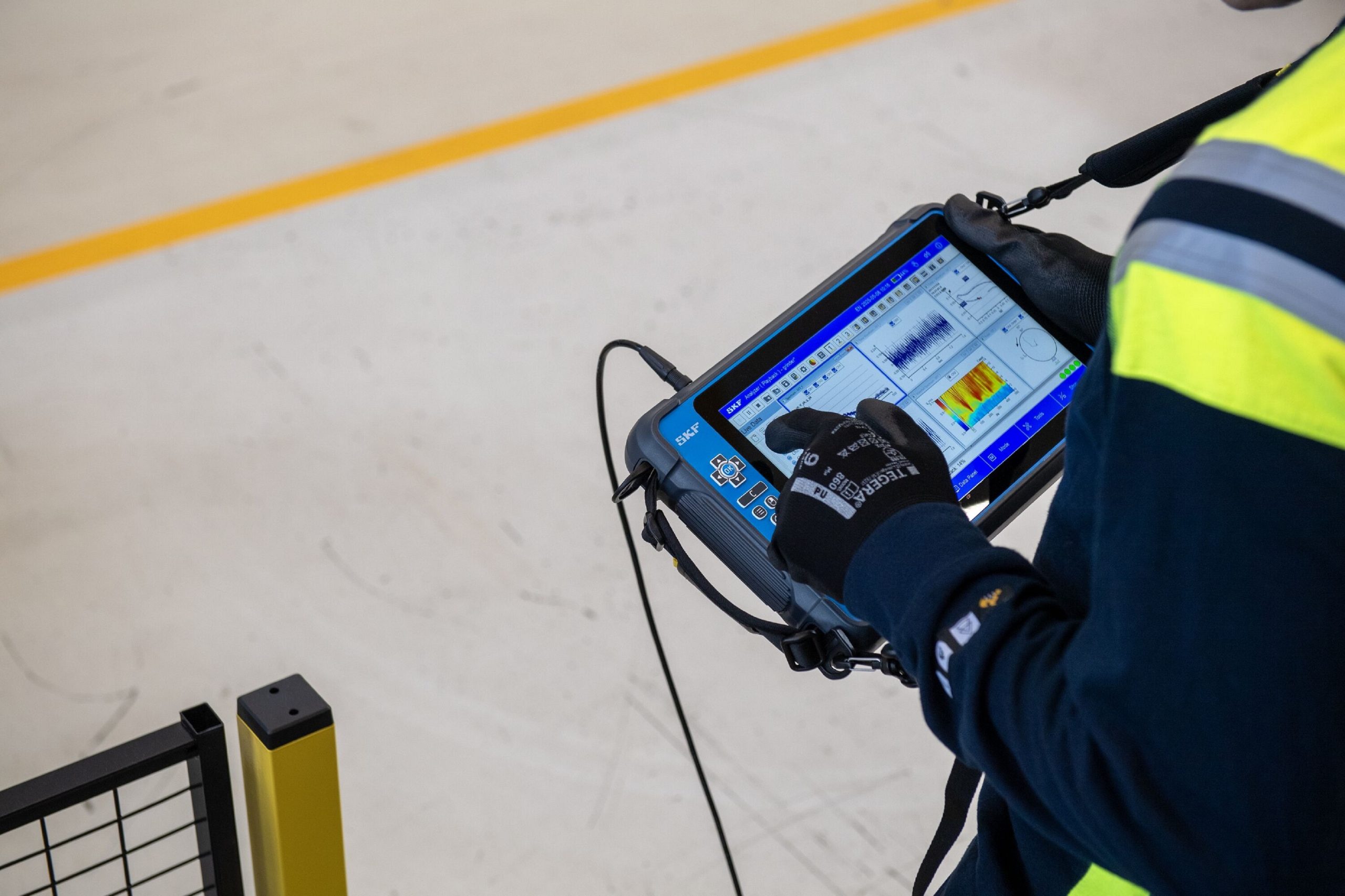 SKF Microlog Analyzer dBX extends applications to hazardous areas